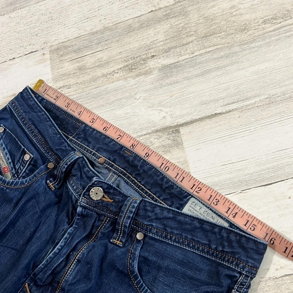Diesel Larkee Regular Straight Jeans Size 32/26